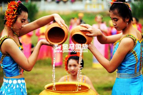 西双版纳泼水节
